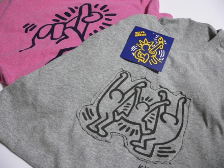 Uniqlo ユニクロ Keith Haring キース へリング コラボ Tシャツ 虹色の林檎はどんな味 Corestudio